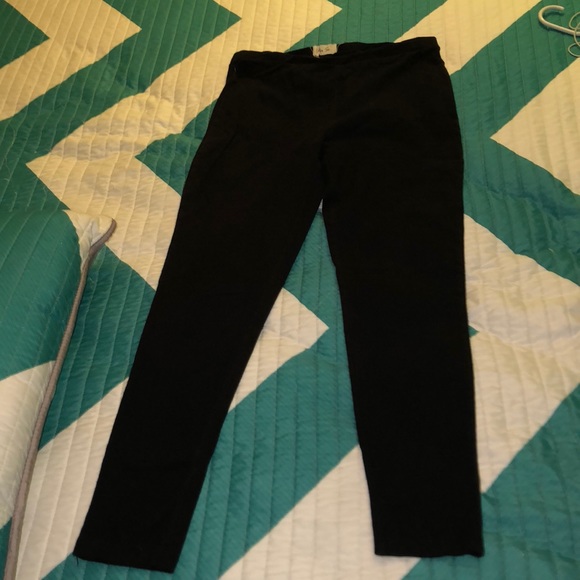 Black leggings - Picture 1 of 2